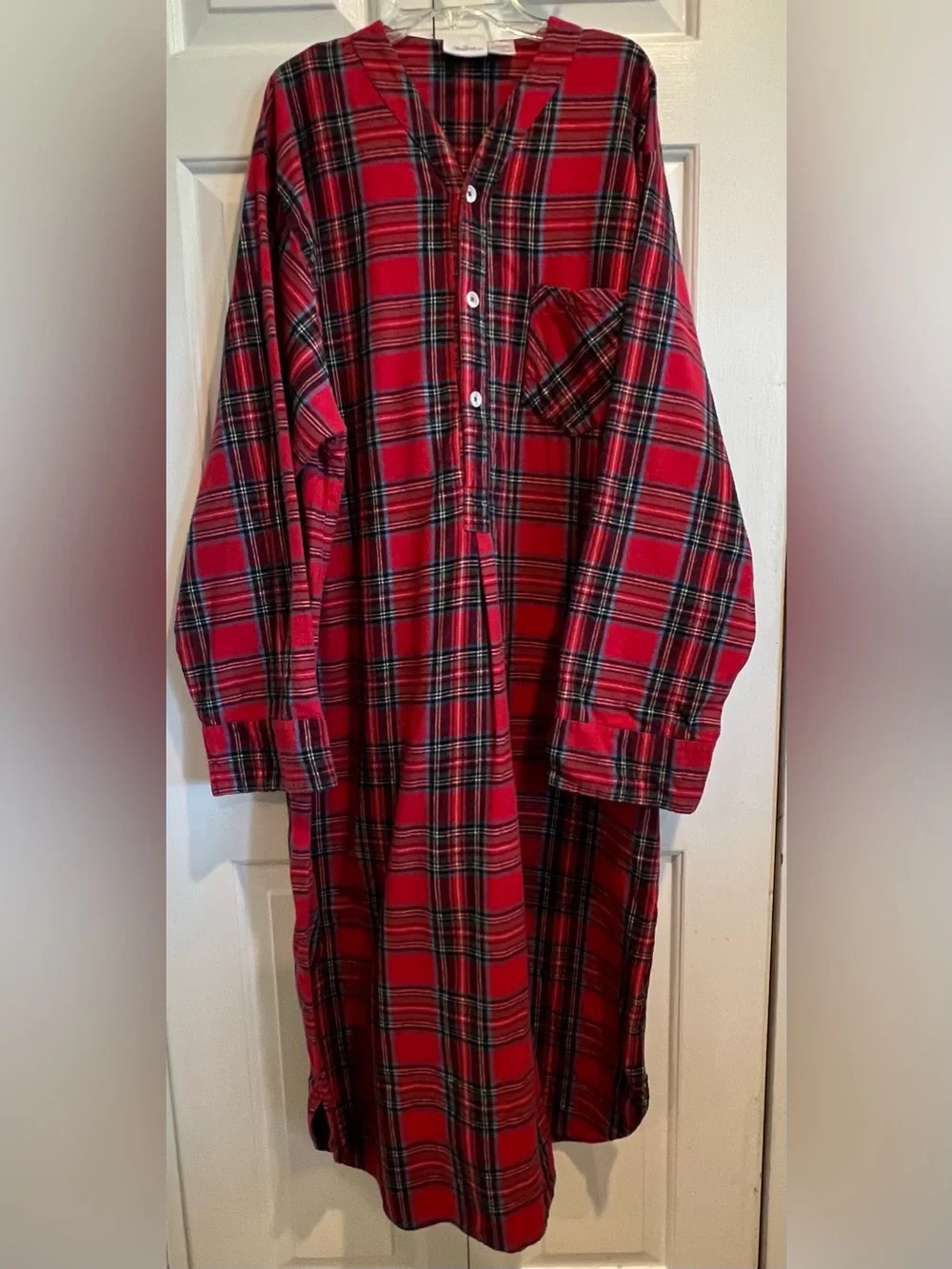 The Vermont Country Store❤️ Red Plaid Flannel Long Nightgown - Picture 1 of 9